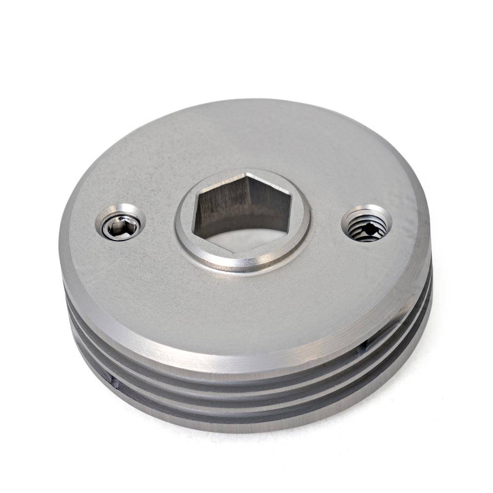 Rohloff Speedhub alloy external gear mech box with cable pulley for smooth shifting on bicycle components.