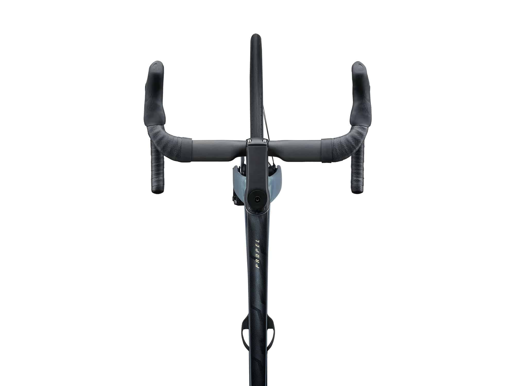 Giant Propel Advanced SL 1 Aero Road Bike with Shimano Ultegra Di2 R8100 components, sleek black and red frame, aerodynamic design