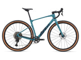 Giant Revolt Advanced 3 MY26 gravel bike with lightweight frame, versatile design, and comfortable riding position.
