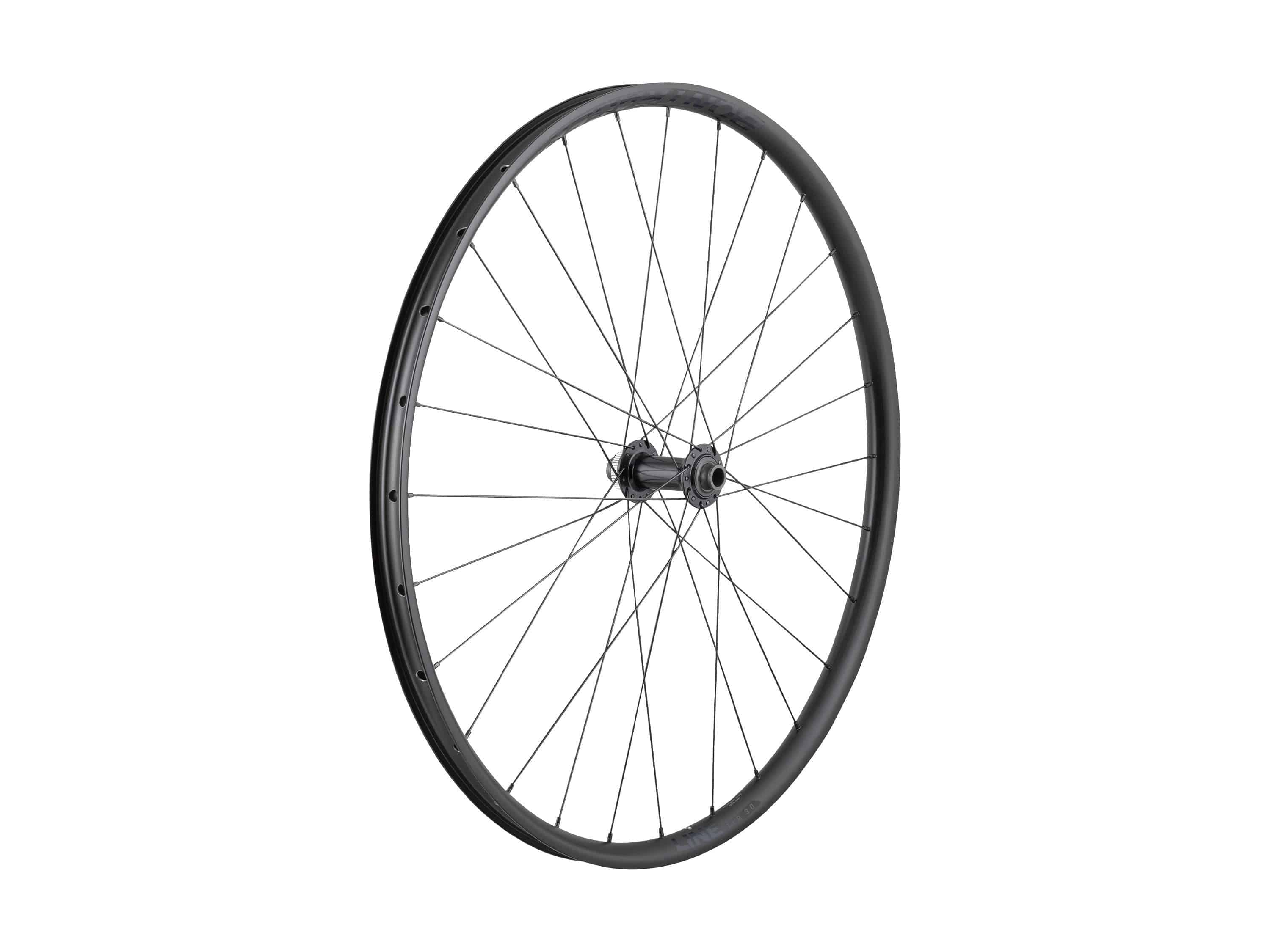 Bontrager Line TLR 30 Boost 29-inch MTB rear wheel with tubeless-ready 32H rim and durable components for mountain biking.