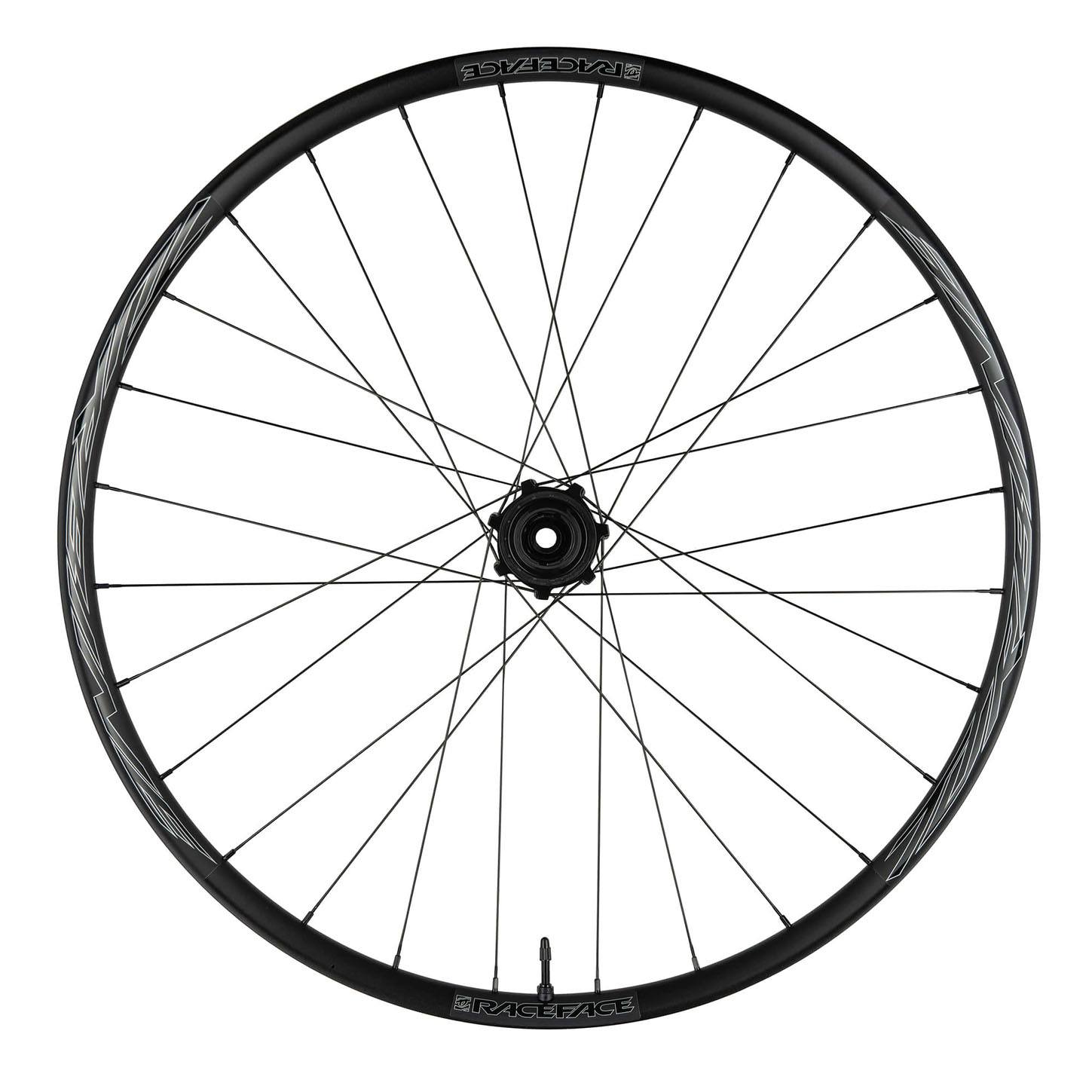 Race Face Turbine R 35mm alloy MTB wheels with Vault hub and tubeless-ready design, shown with close-up of wheel and hub components.