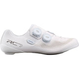 Shimano RC7W women's road cycling shoes with BOA Fit System and carbon midsole, shown in a close-up view.
