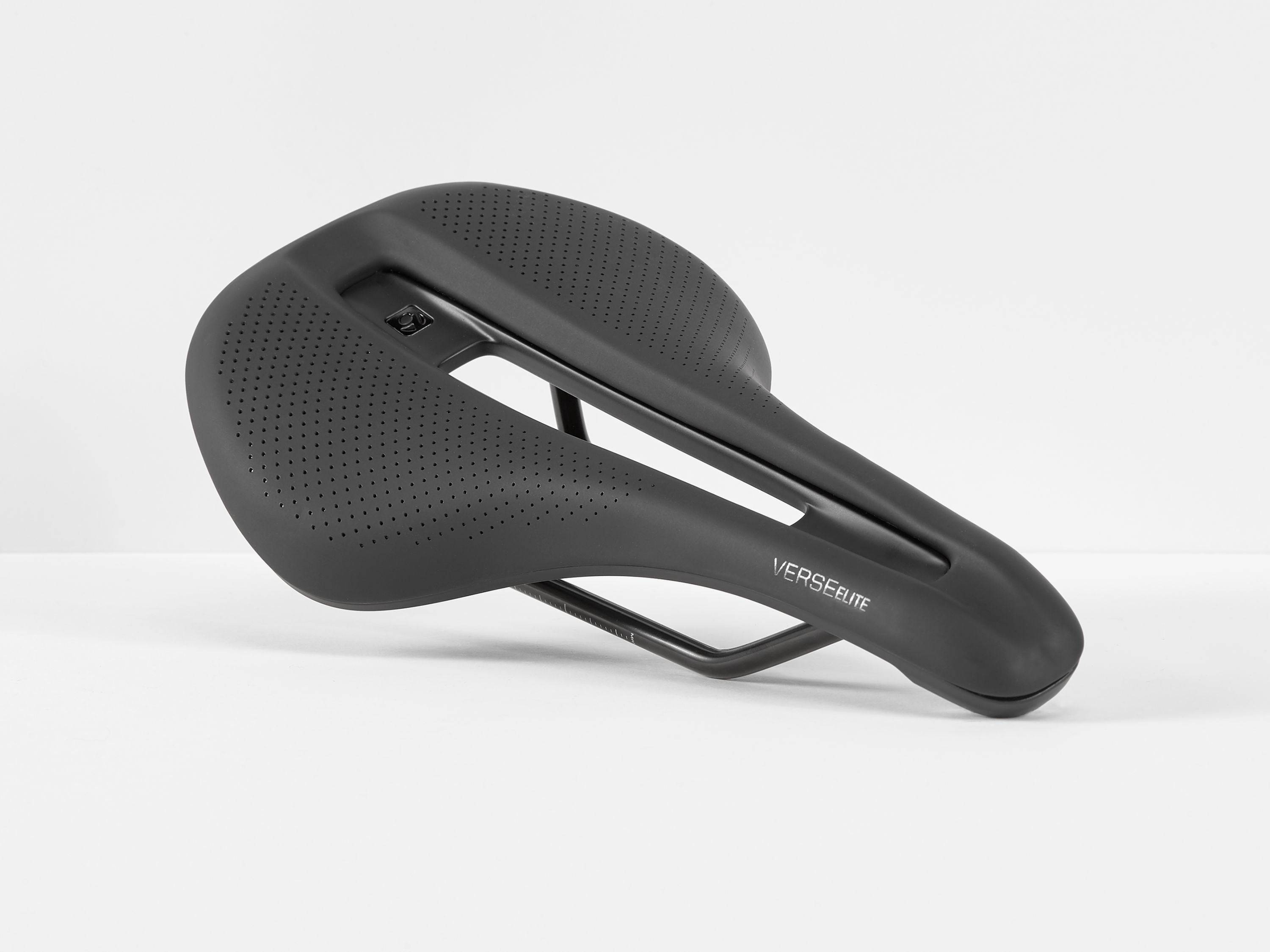 Bontrager Verse Elite bike saddle with full cut-out and Blendr mounts, designed for comfort and ergonomic cycling support.
