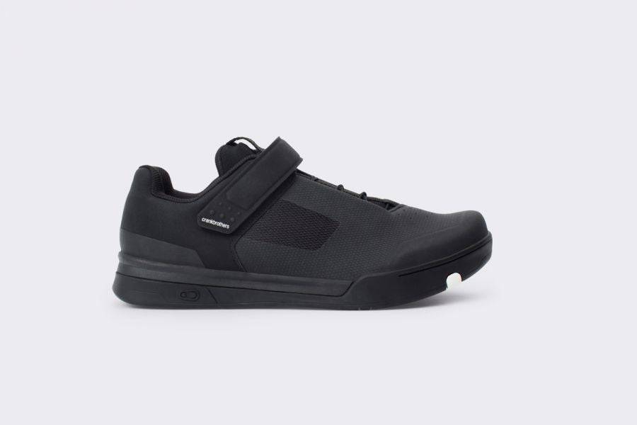 Crank Brothers Mallet Speedlace MTB shoes with Match Box outsole, designed for trail riding and cycling footwear.