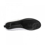 Fizik Vento Omna Wide Fit road cycling shoes with breathable upper, stiff sole, designed for unisex cycling comfort.