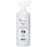 Effetto Mariposa Allpine Light Eco bike cleaner in a workshop setting, biodegradable pine-scented bike cleaning product.