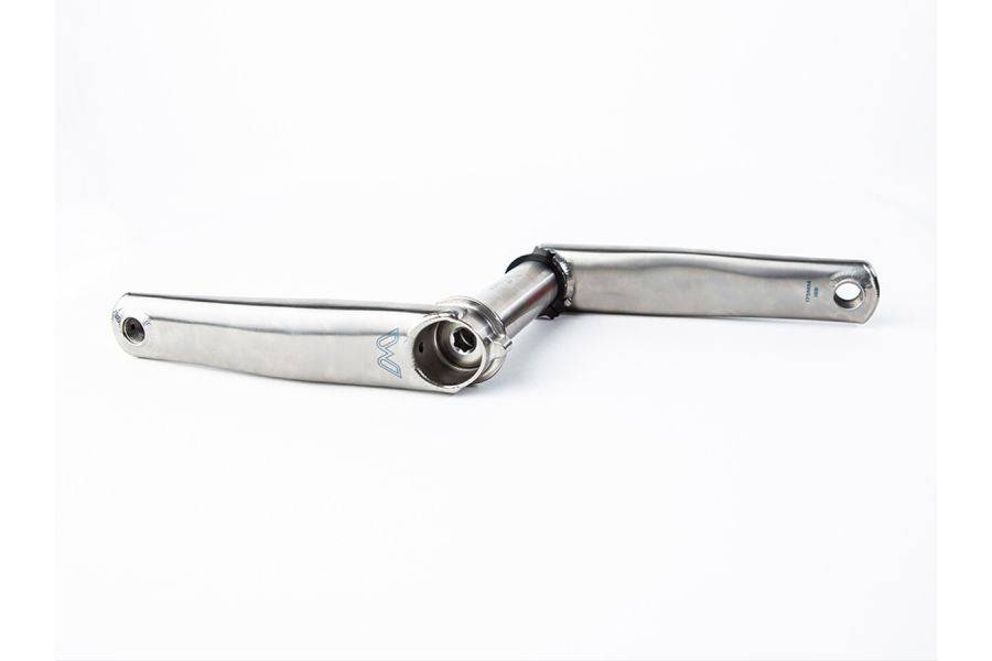 Cane Creek eeWings all-road titanium crankset for gravel and cyclocross bikes, featuring lightweight design and high stiffness.