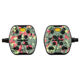 Look Trail Grip flat mountain bike pedals with Vibram Activ Grip technology, showcasing their rugged design and textured surface.