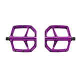 Look Trail Roc Plus flat mountain biking pedals with adjustable pins, durable components for mountain biking.
