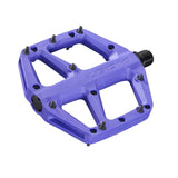Look Trail Fusion flat MTB pedals with wide platform and replaceable pins, showcasing durable cycling component design.