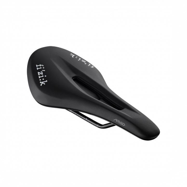 Fizik Vento Argo X5 off-road racing saddle for XC and gravel riding, with lightweight design and ergonomic shape.