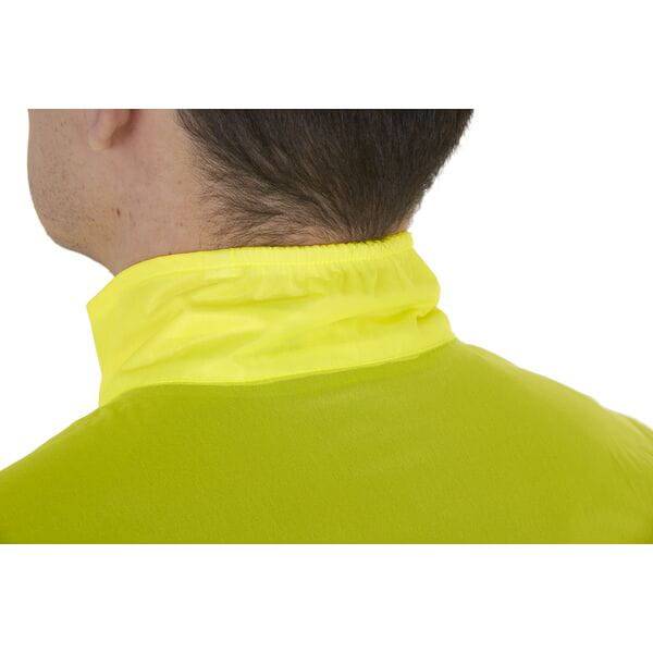 Madison Flux 2L ultra-packable waterproof jacket with reflective inserts and stretch fabric, designed for outdoor activity.