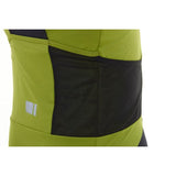 Madison Roam men's short sleeve jersey in lightweight fabric, featuring a breathable design and vibrant color.