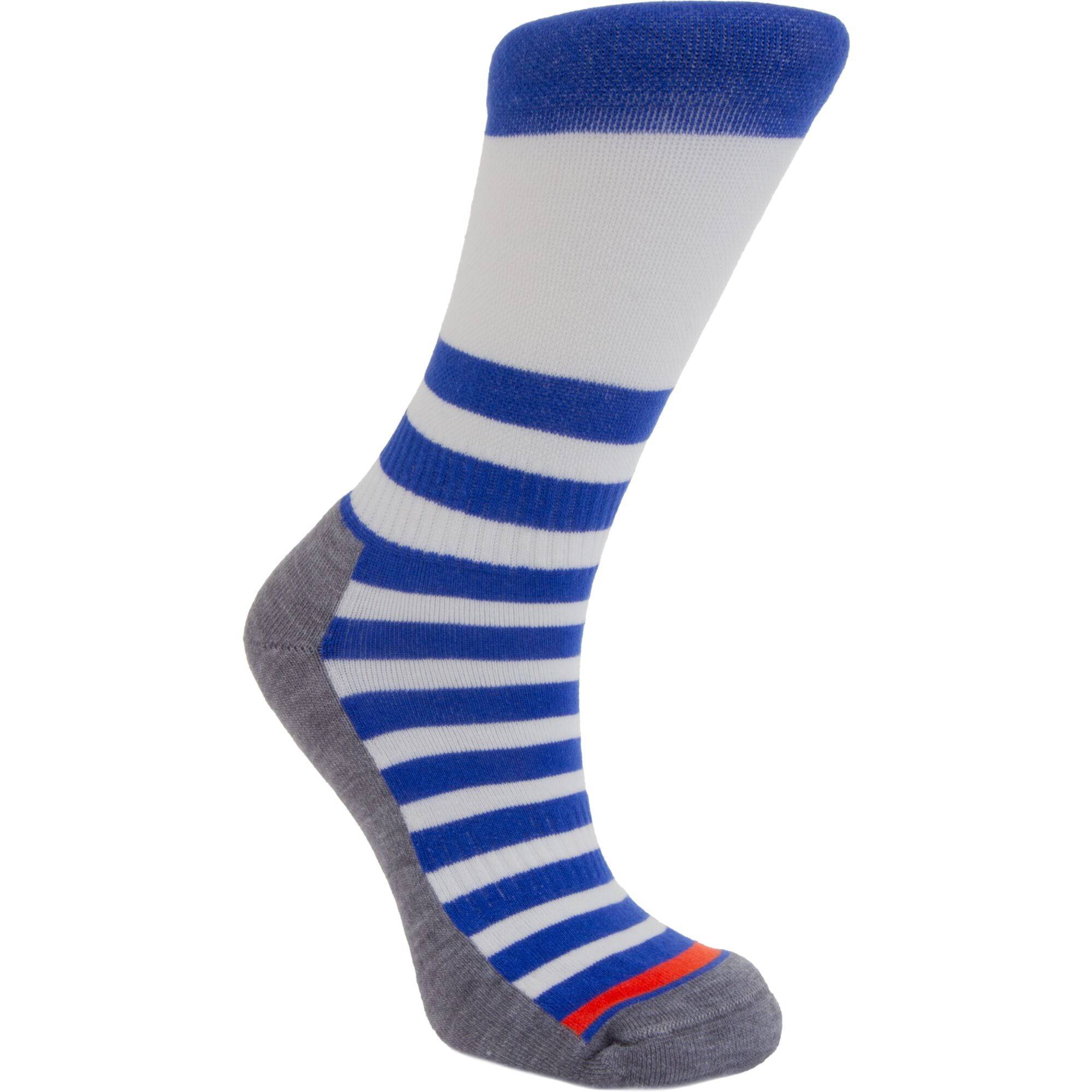 Madison Roam Isoler Merino 4 Season cycling socks with insulation and compression, showcasing their comfortable, warm design.