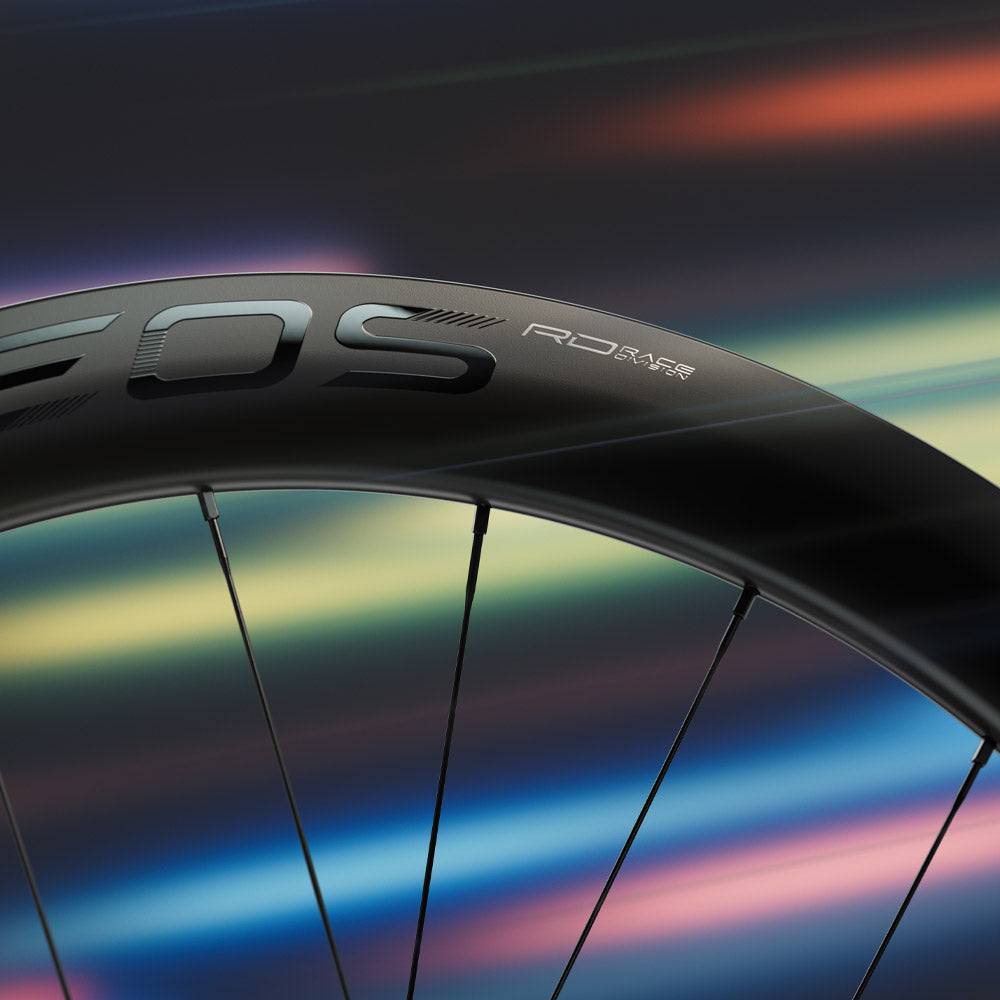 Miche Kleos RD 50mm tubeless road wheel with ceramic bearings and aerodynamic design for high-performance cycling.