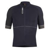 Mavic Ksyrium short sleeve cycling jersey with UV protection and reflective details, designed for comfortable bike riding.