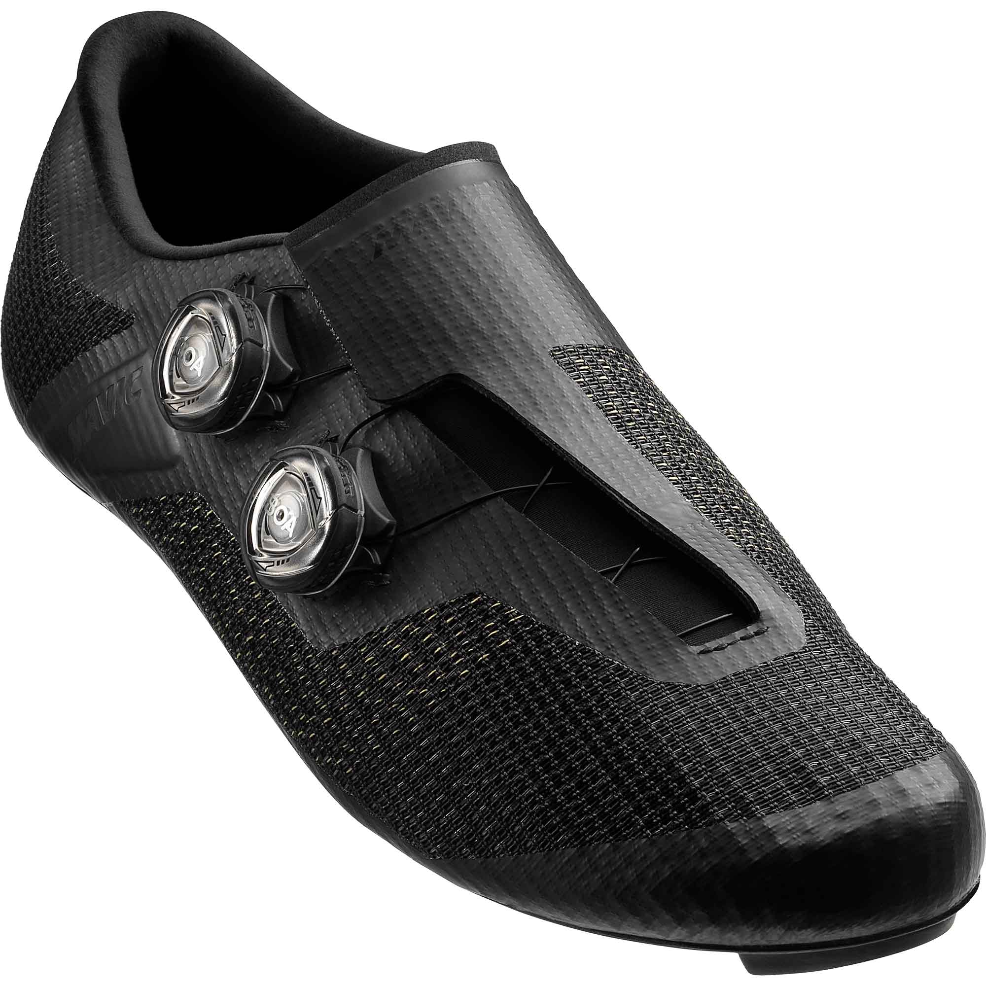 Mavic Cosmic Ultimate road cycling shoes with BOA Fit System and carbon outsole, showing sleek design and secure closure.