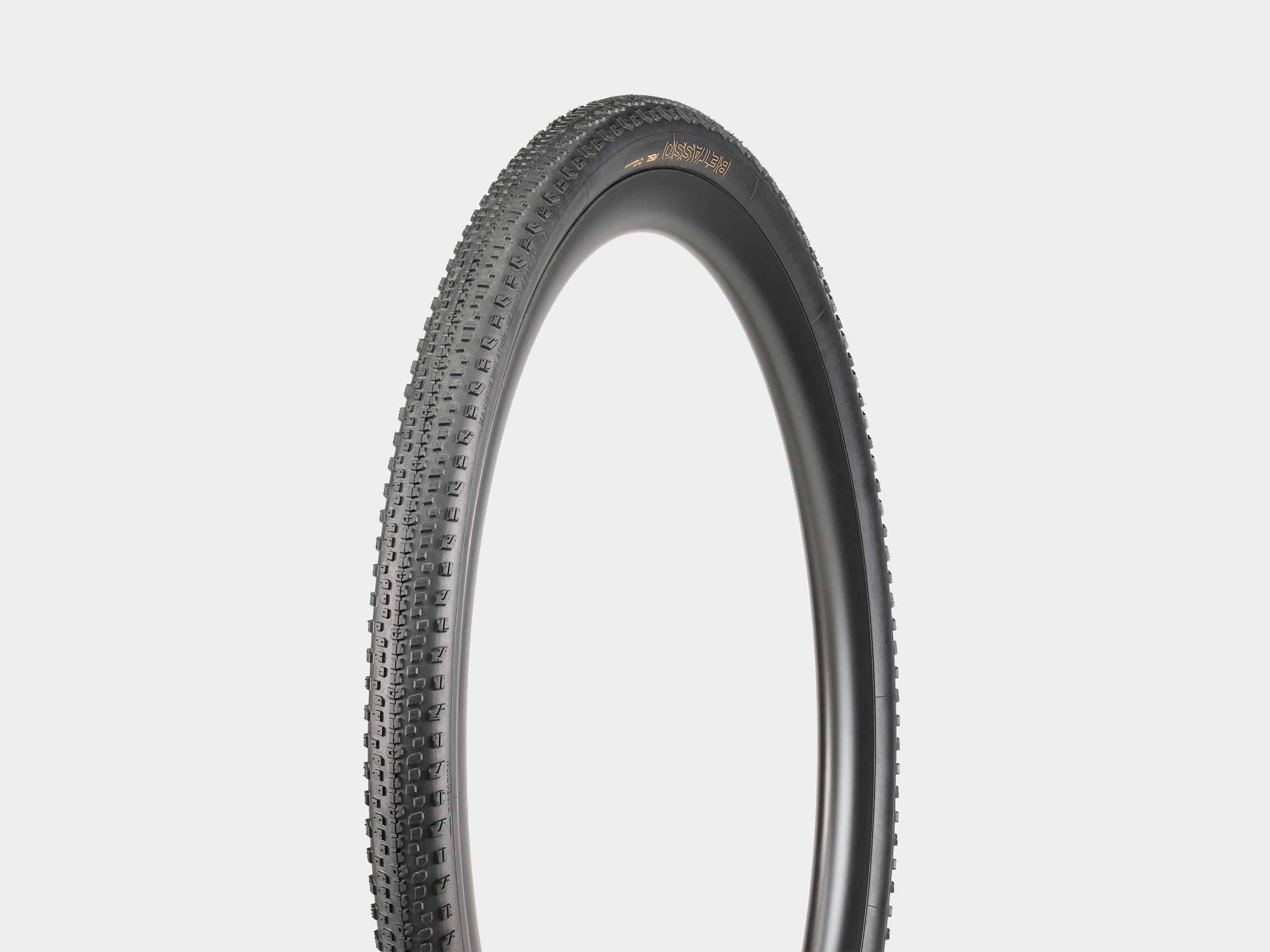 Bontrager Betasso RSL GX TLR tubeless-ready gravel tyre with tread pattern suitable for racing and adventure on rough roads.