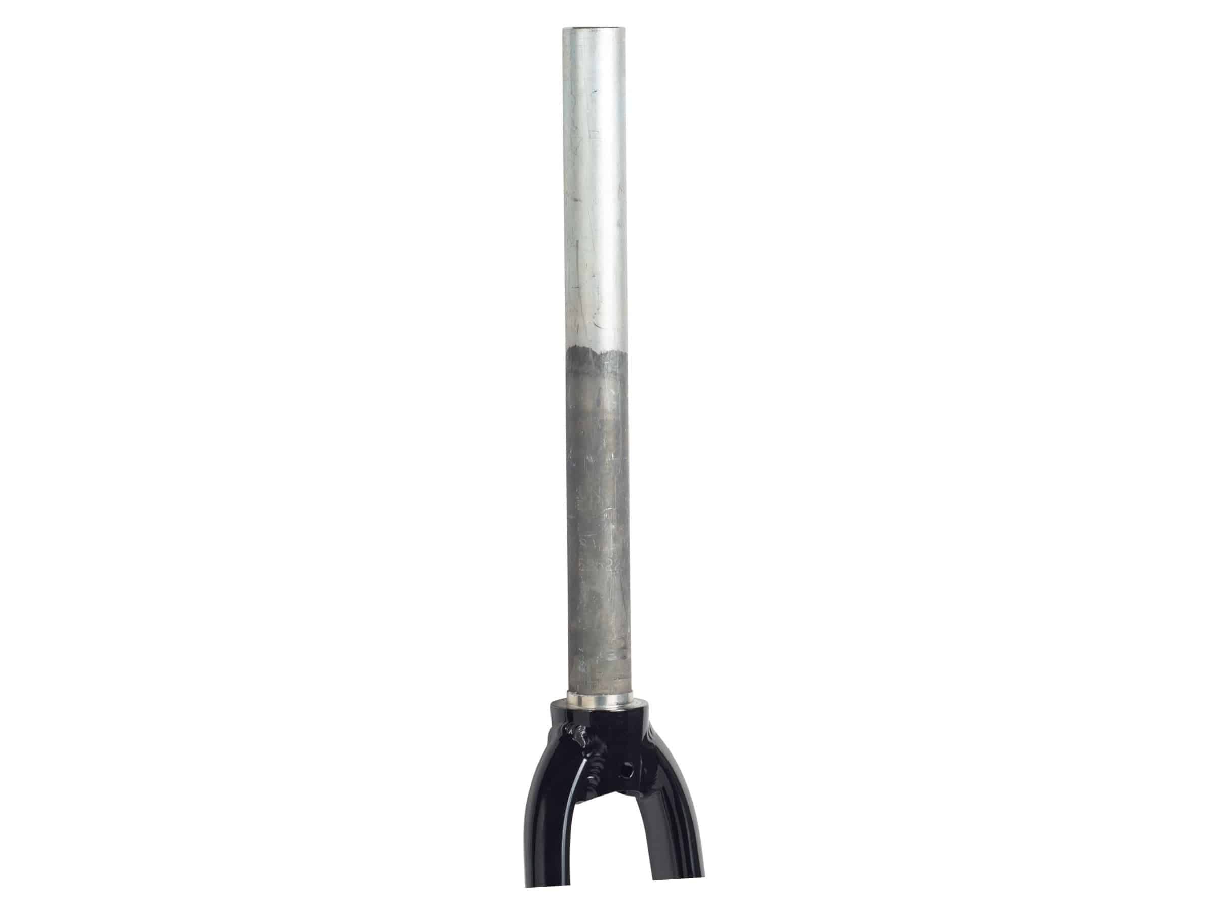 Trek Zektor aluminum 700c rigid road bike fork in black with 300mm length and 50mm rake, designed for lightweight cycling.