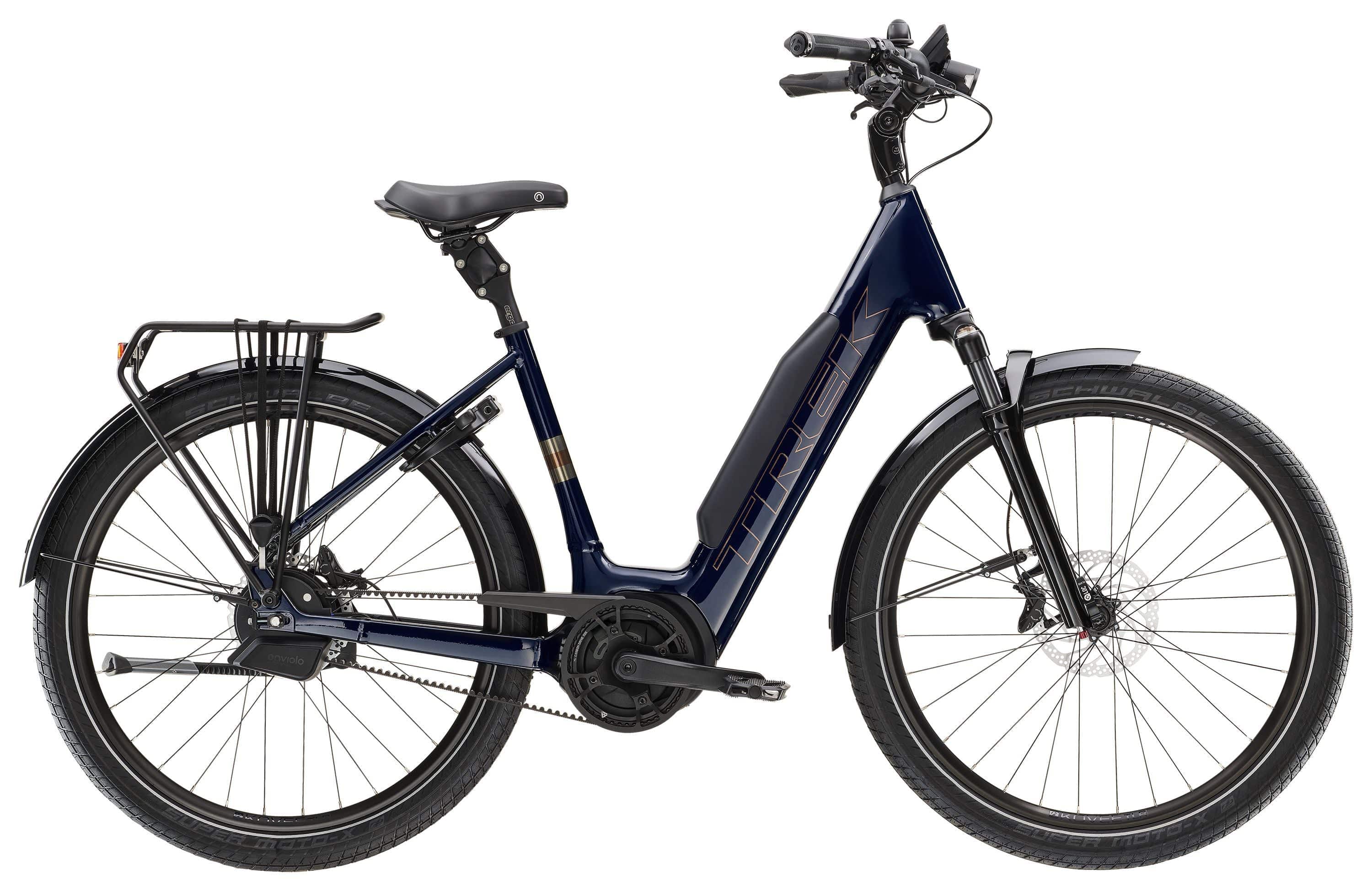 Trek District+ 5 Lowstep 2025 urban commuter e-hybrid bike with step-through frame and sleek design, ideal for city riding.