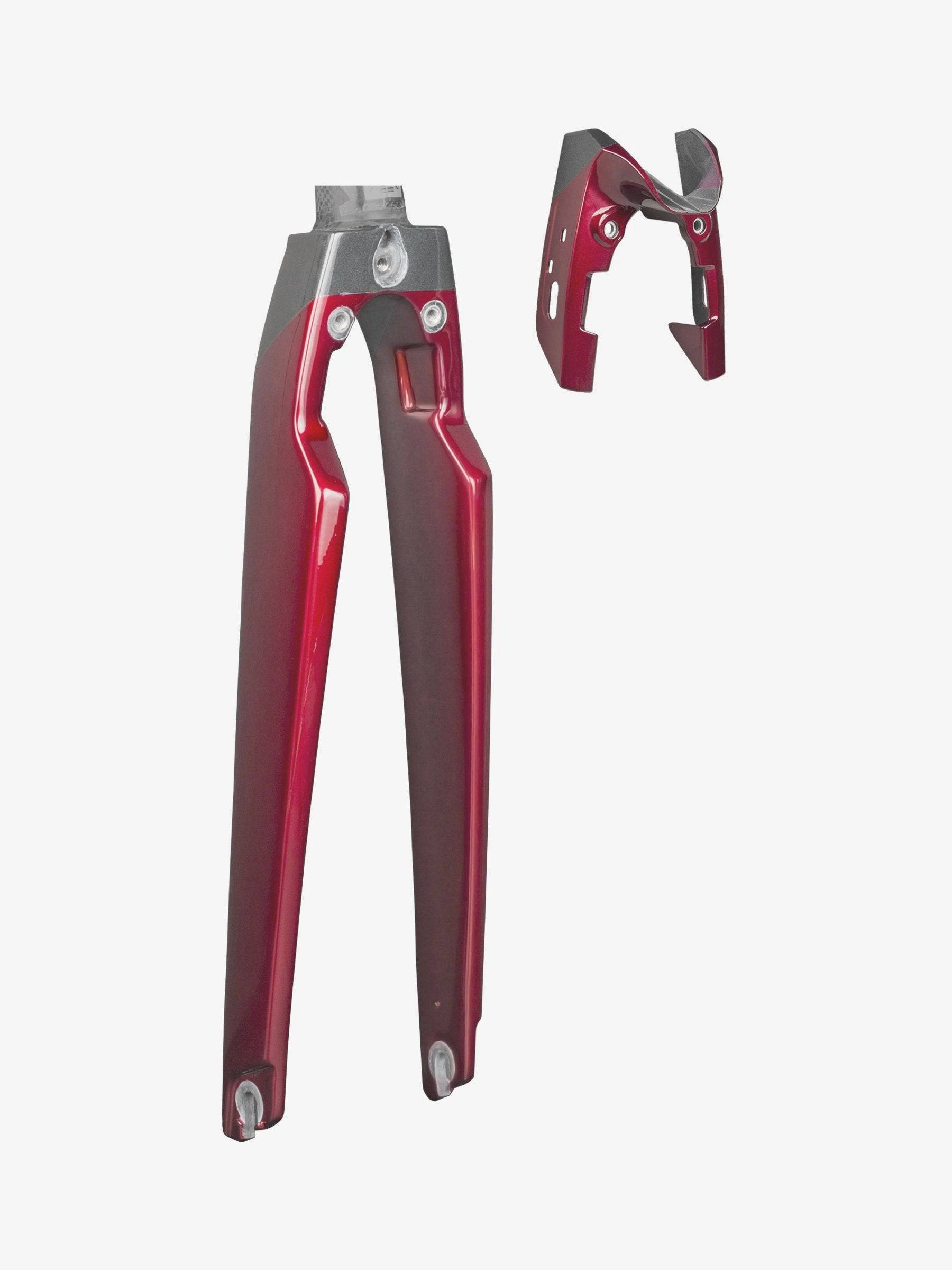 Trek Madone SLR 8 700C road bike fork, lightweight carbon components designed for improved steering and control.