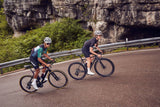 Fulcrum Sharq 42 Carbon tubeless disc brake road wheelset with Shimano HG11 compatibility, lightweight cycling components.