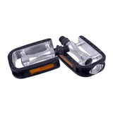 Passport City Tour flat bicycle pedal with reflectors, designed for urban commuting and casual cycling.