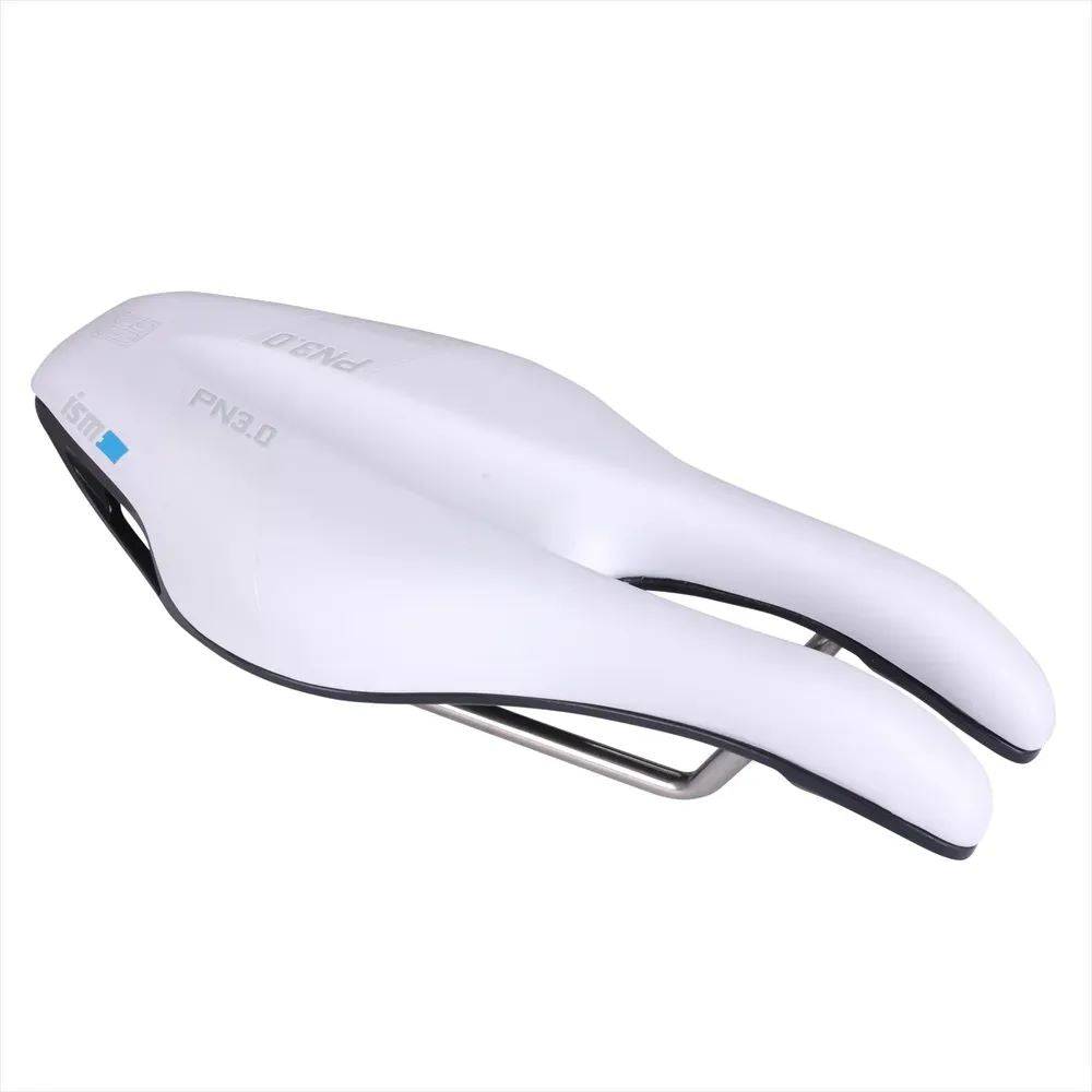 ISM PN 3.0 nose-less road bike saddle for triathlon and time trial, featuring ergonomic design and comfortable padding.