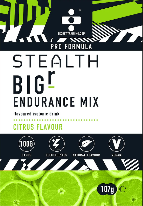 Stealth BiGr Endurance Mix Citrus isotonic drink with electrolytes and 100g carbs, displayed in a clear bottle.