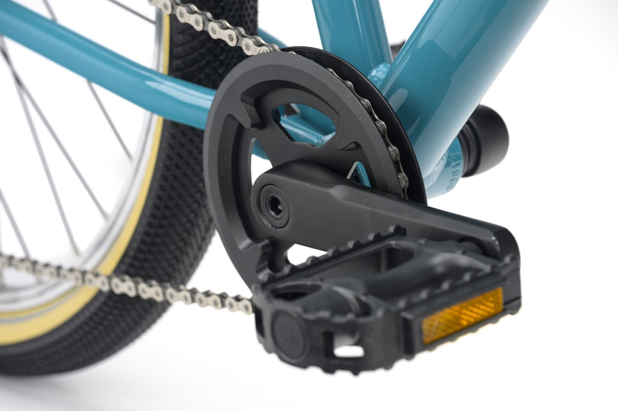 Ridgeback Dimension 24 kids bike in teal with 8-speed Shimano gears, puncture-resistant tires, adjustable fit for ages 8+