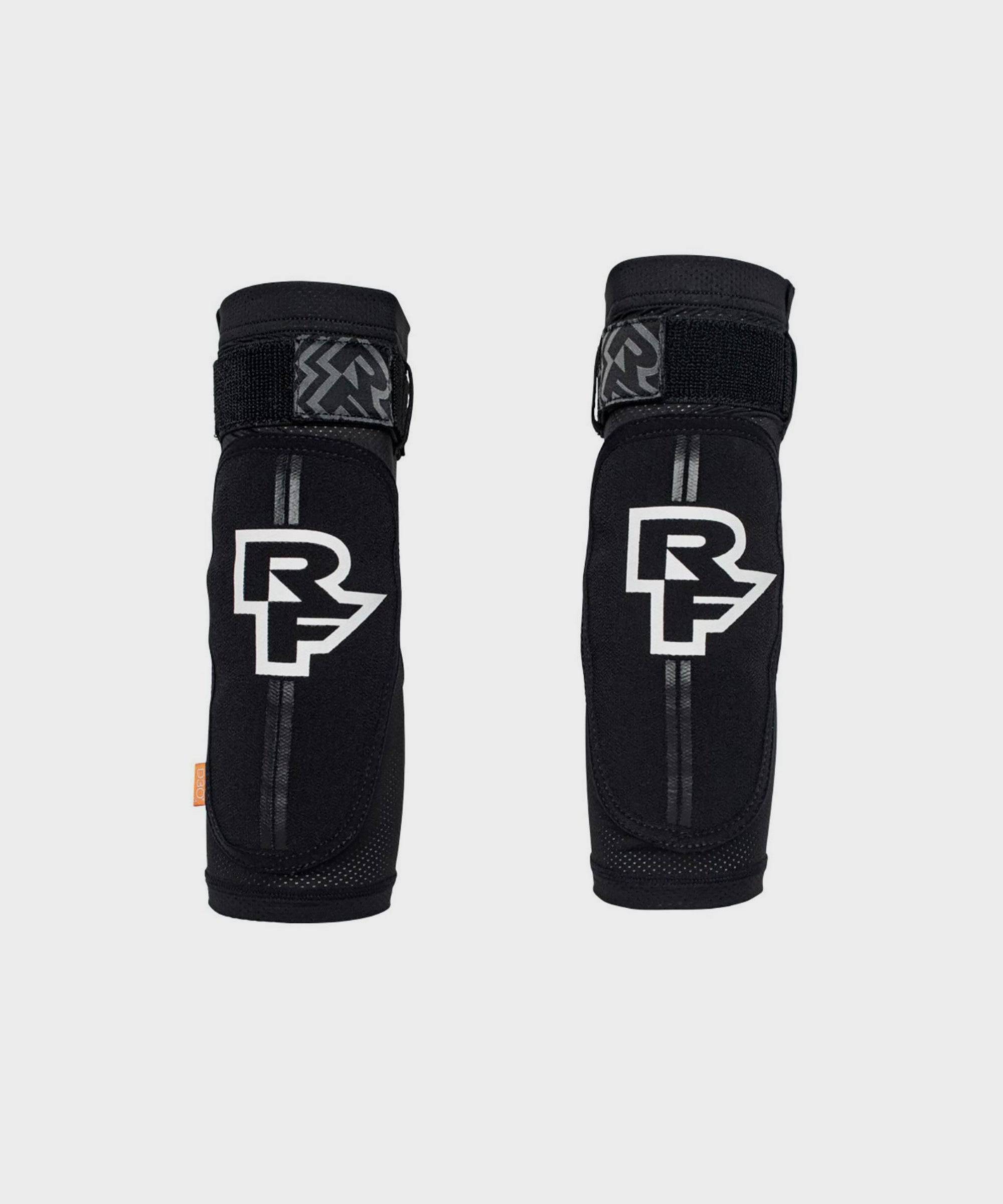 Race Face Indy Elbow Guard 2022 with removable D3O impact protection sleeve, black sports protective elbow armor for cycling.