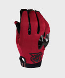 Race Face Ruxton cycling gloves with knuckle protection and silicone grip for enhanced control and safety during rides.