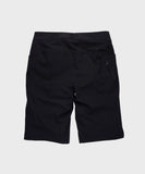Race Face Traverse 2022 black mountain bike shorts with zippered pockets, lightweight and breathable cycling clothing for men.
