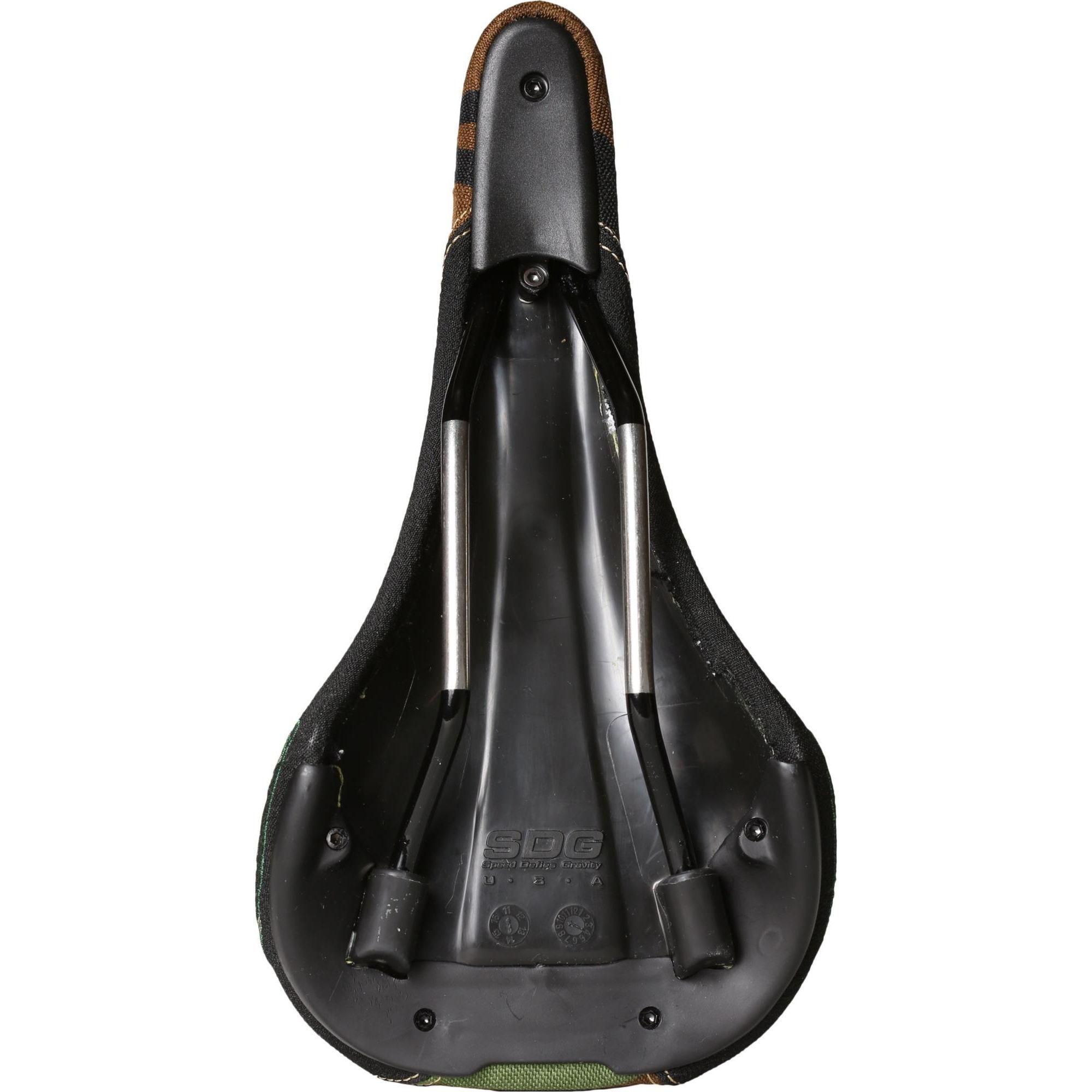 SDG Bel Air titanium alloy rail bike saddle for MTB, cyclocross, and road riding, showcasing its sleek design and lightweight construction.