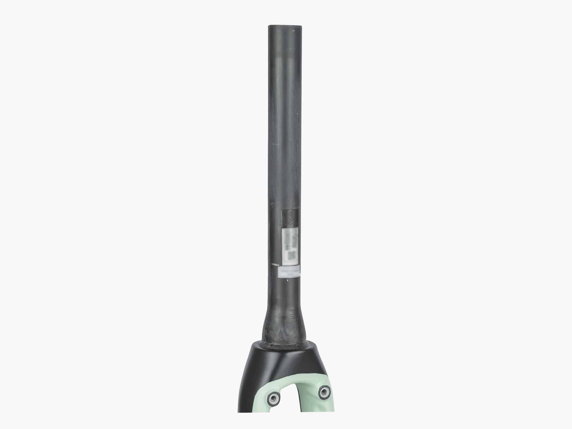 Trek 2018 Domane SL women's 700C road bike fork for precise steering, featuring lightweight carbon components.