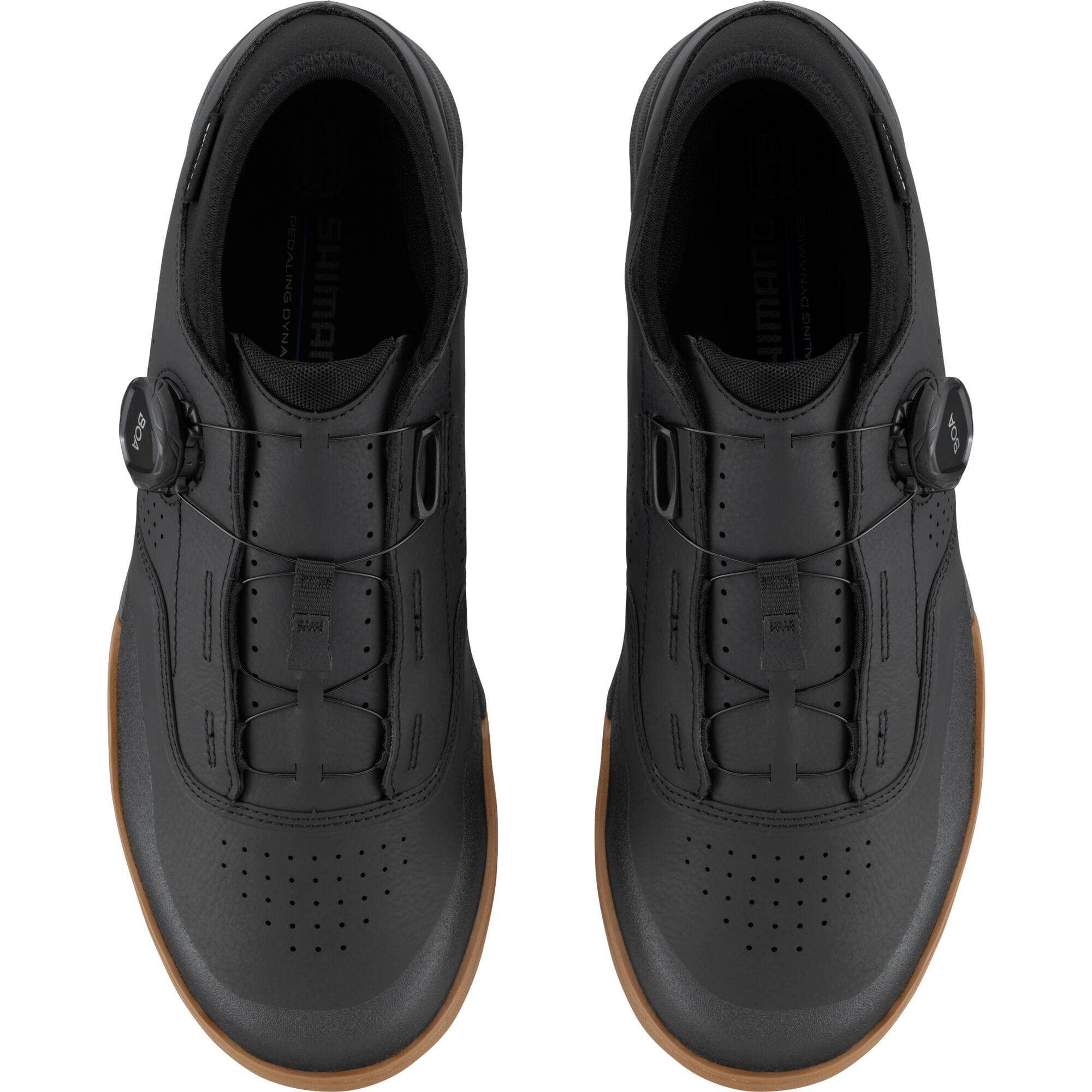 Shimano GF8 gravel riding shoes with BOA Fit System and SPD compatibility, shown in black with secure closure and rugged sole.