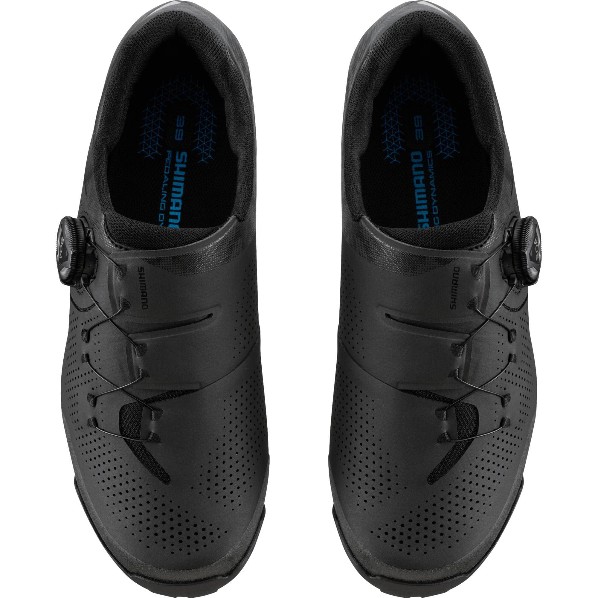 Shimano XC3W women's mountain biking shoes with BOA Fit System and SPD compatibility, black with fastening dial and rugged sole.