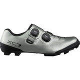 Shimano XC7 mountain bike shoes with BOA Fit System and SPD compatibility, featuring a durable design and breathable materials.