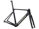 Giant Propel Advanced Pro-FF road bike frameset with aerodynamic design and disc brake compatibility, shown from side view.