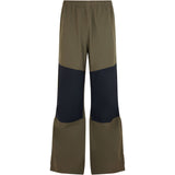 Madison men's waterproof outdoor trousers with breathable fabric, adjustable fit, and eco-friendly design, suitable for outdoor activities.