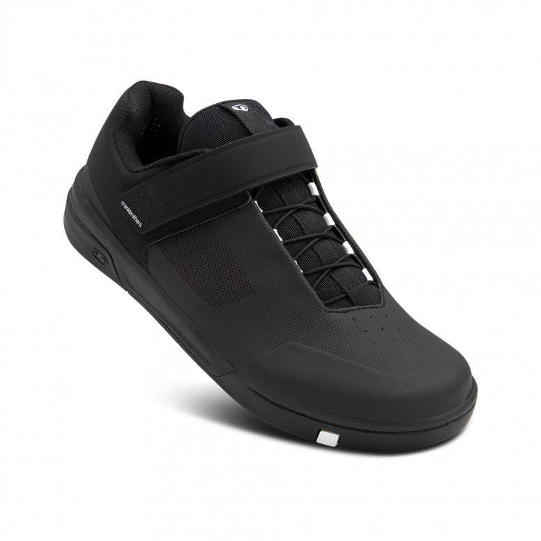 Crank Brothers Stamp Speedlace MTB shoes for mountain biking, featuring flat pedal design and breathable footwear for riders.