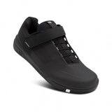 Crank Brothers Stamp Speedlace MTB shoes for mountain biking, featuring flat pedal design and breathable footwear for riders.