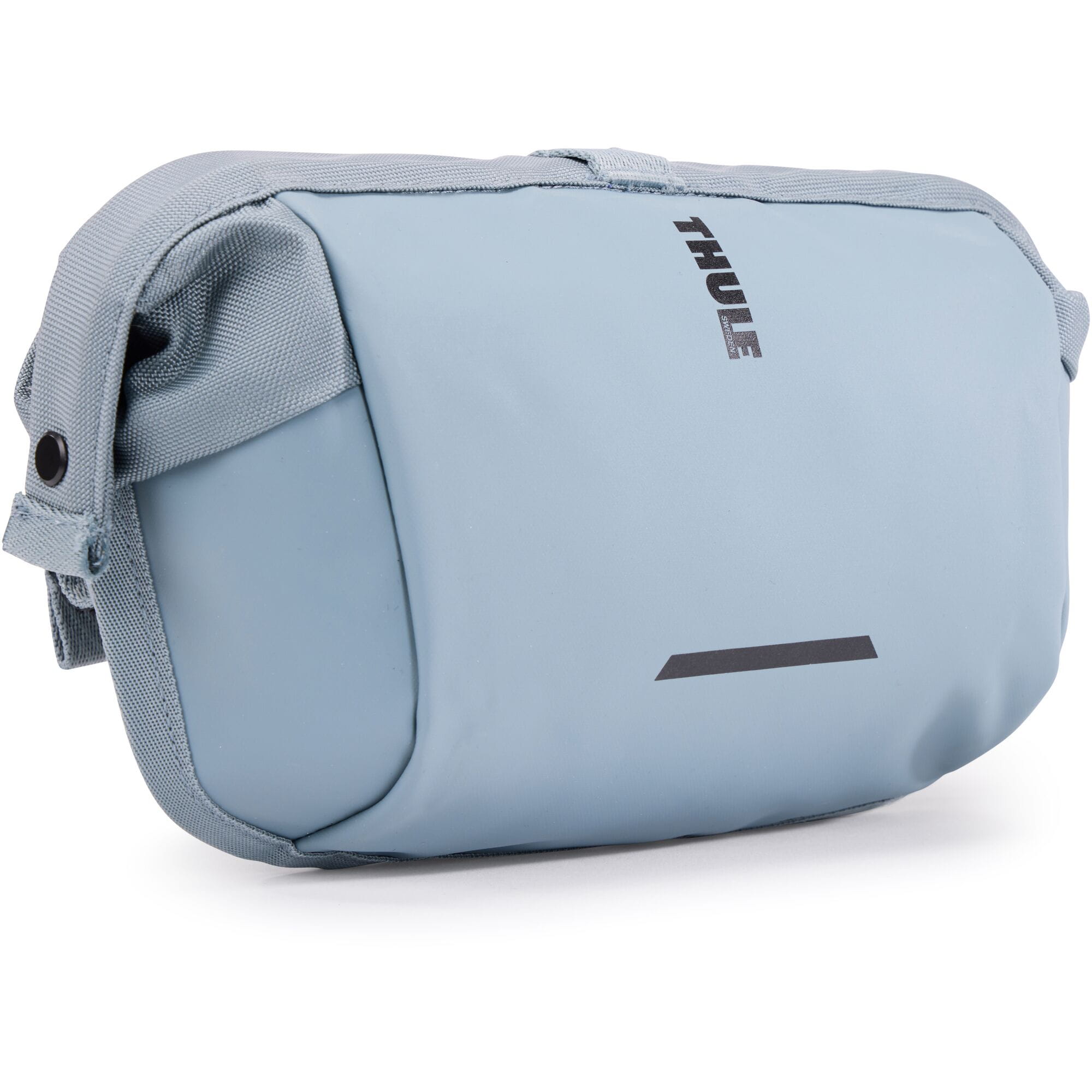 Thule Chasm handlebar bag 2L with removable pouch and water-resistant design, mounted on a bicycle handlebar.