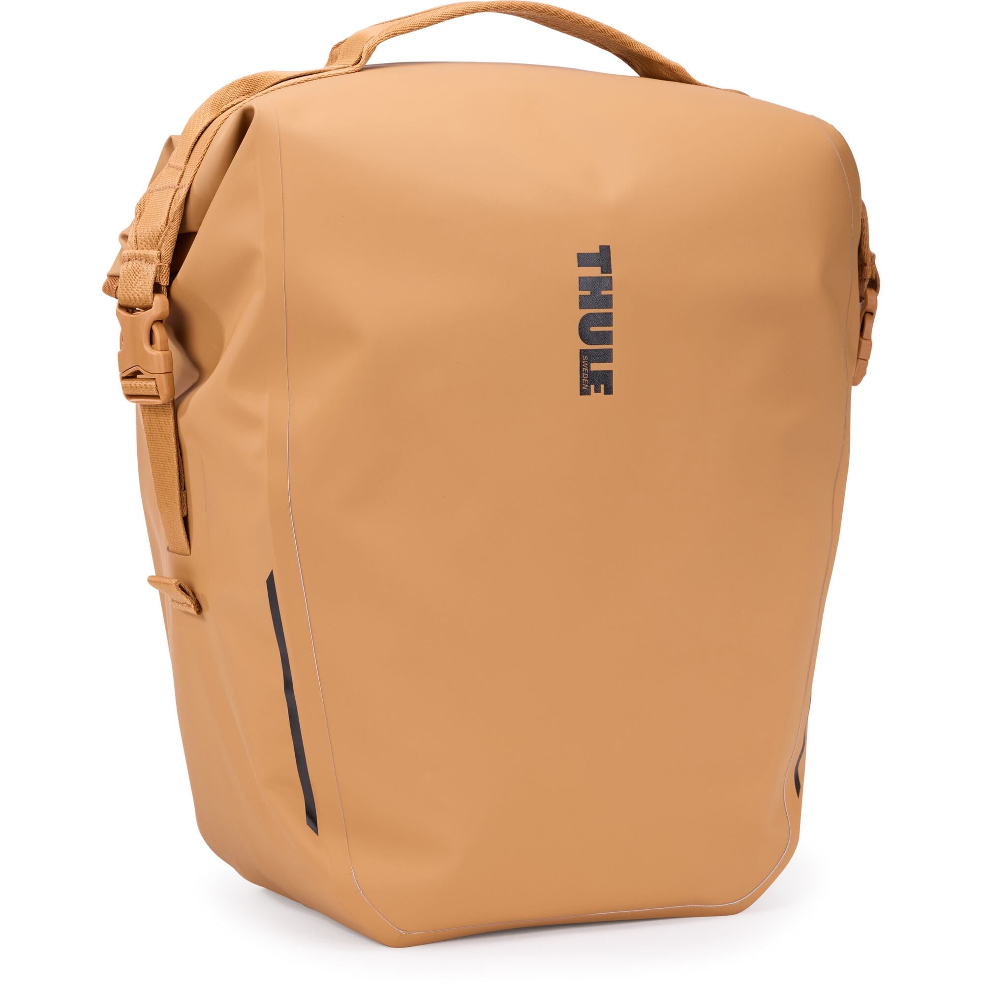 Thule Shield 22L waterproof bike pannier with InLock system and laptop compartment, designed for durable cycling accessories.