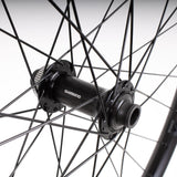 M Part Wheels M30 v2 29-inch front boost wheel with 110x15mm TLR tubeless-ready design, showcasing the sleek rim and hub.