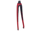 Trek Domane SL 6 2017 road bike fork, lightweight aluminum, with precise steering and control for 700C wheels.