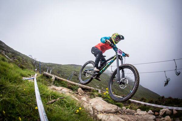 Vittoria Mota Race MTB tyre with Graphene and Silica, showing the tread pattern for superior grip and durability.