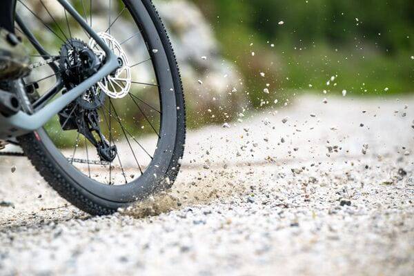 Vittoria Terreno T60 mixed gravel tubeless ready tyre 700x40c with rugged tread for endurance riding on rough terrain.
