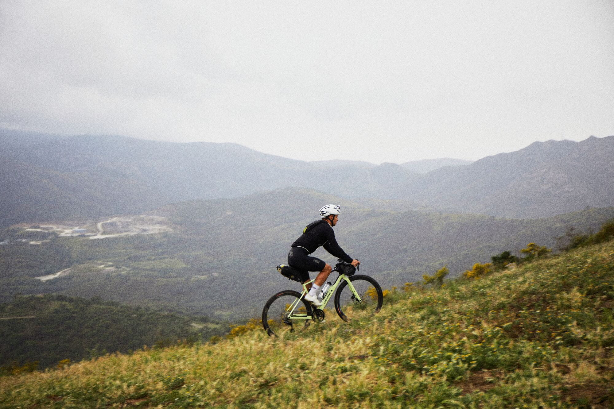 Vittoria Terreno T30 Fine Loose Gravel Sport Folding Tyre