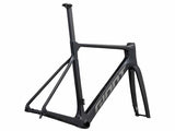 Giant Propel Advanced Pro-FF road bike frameset with aerodynamic design and disc brake compatibility, shown from side view.